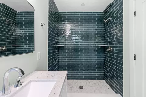 Bath - 711 Ware St, Mansfield, MA 02048 photo 2 of 6