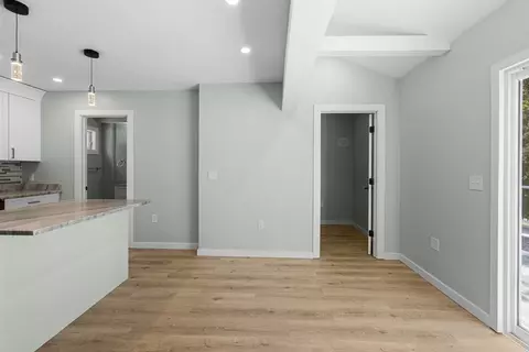Entry Way - 711 Ware St, Mansfield, MA 02048 photo 3 of 5