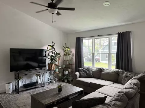 16 Wakefield Ave, Webster, MA 01570 photo 8