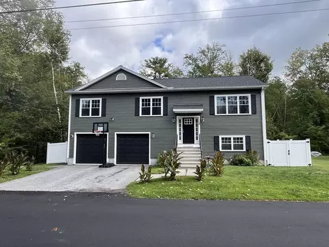 16 Wakefield Ave, Webster, MA 01570 photo 3