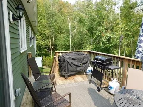 16 Wakefield Ave, Webster, MA 01570 photo 26