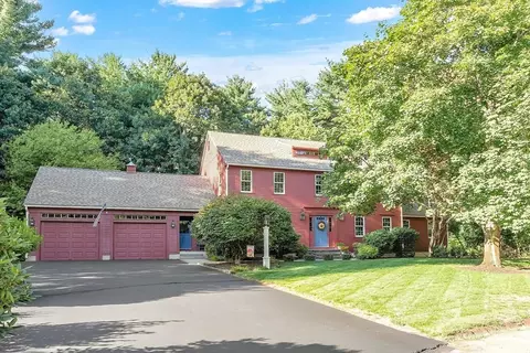 25 Evergreen Dr, Bridgewater, MA 02324