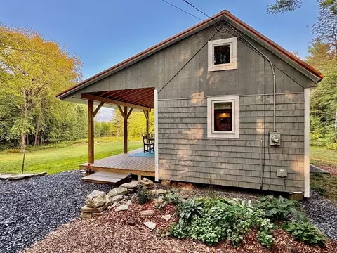 91 Summit St, Plainfield, MA 01070