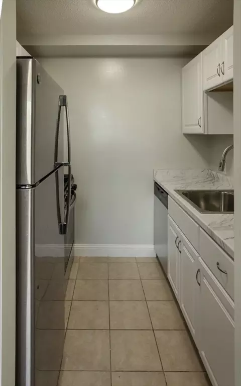 Kitchen - 191 Glasgow St UNIT 1, Fall River, MA 02721 photo 3 of 3