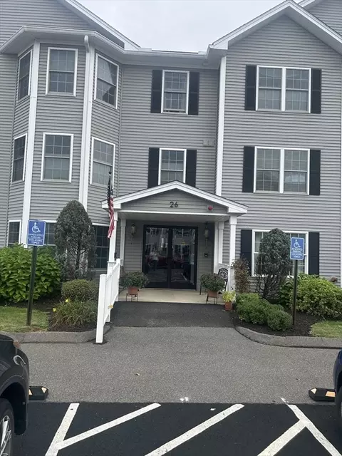 26 Greenleaves Dr #620, Amherst, MA 01002