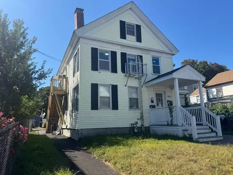 Exterior - 984 Middlesex St, Lowell, MA 01851 photo 2 of 4
