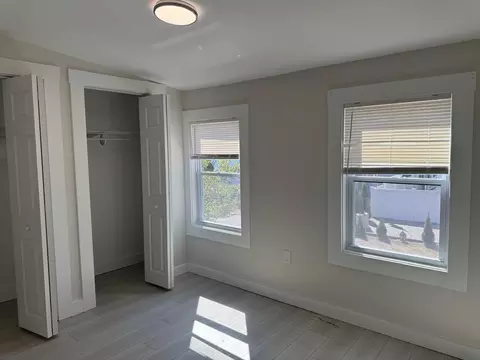 Bedroom - 984 Middlesex St, Lowell, MA 01851 photo 3 of 6