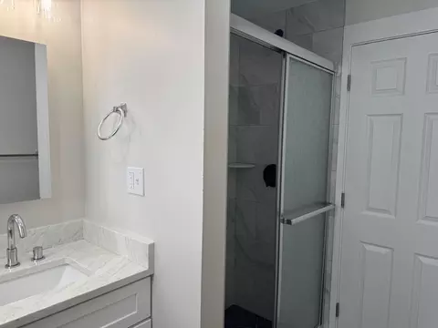 Bath - 984 Middlesex St, Lowell, MA 01851 photo 4 of 12