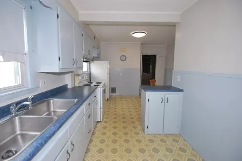 79 Sprague St, Dedham, MA 02026 photo 3