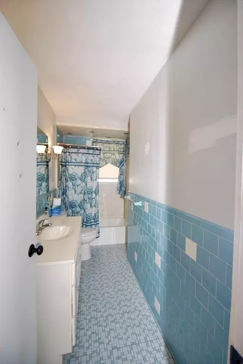 79 Sprague St, Dedham, MA 02026 photo 19