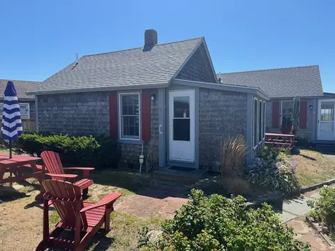 658 Shore Rd #8, Provincetown, MA 02657
