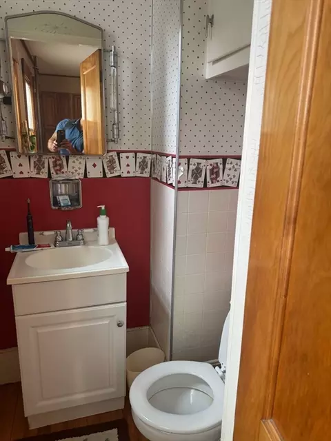 104 Maple St, Gardner, MA 01440 photo 5