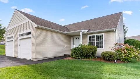 97 Hillside Village Dr #97, West Boylston, MA 01583