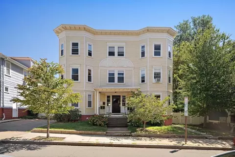 31 Thurston St #3, Somerville, MA 02145