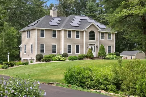 17 Sawmill Rdg, Haverhill, MA 01832