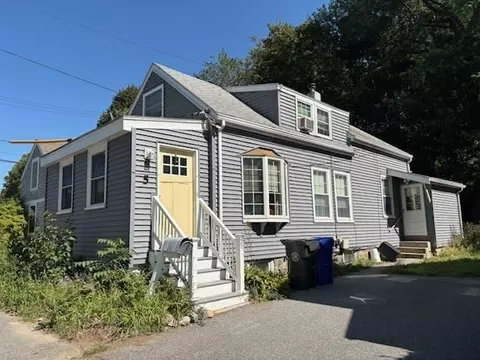 5 Pond Ter, Arlington, MA 02474