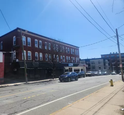15-25 Lunenburg St, Fitchburg, MA 01420