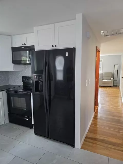 98 Granger St, Springfield, MA 01119 photo 13