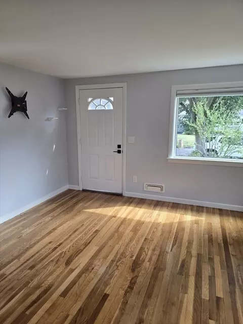 98 Granger St, Springfield, MA 01119 photo 18