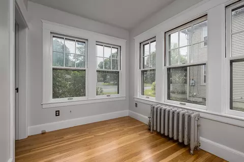 80 Pine St, Florence, MA 01062 photo 10