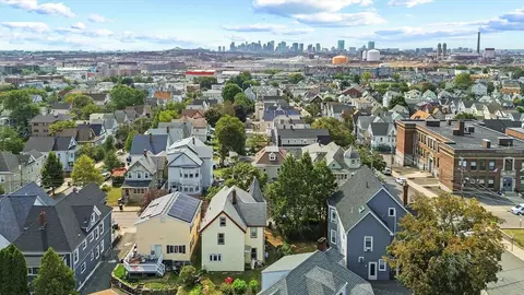 View/Area - 74 Summer St, Everett, MA 02149 photo 4 of 5