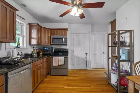 733 E 3rd St, Boston, MA 02127 photo 7