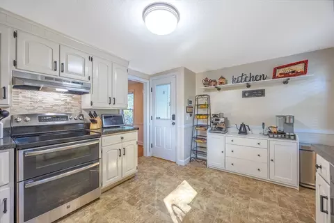 63 Bridle Path, Springfield, MA 01118 photo 6