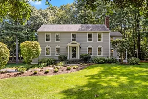 198 Pine St, Norwell, MA 02061