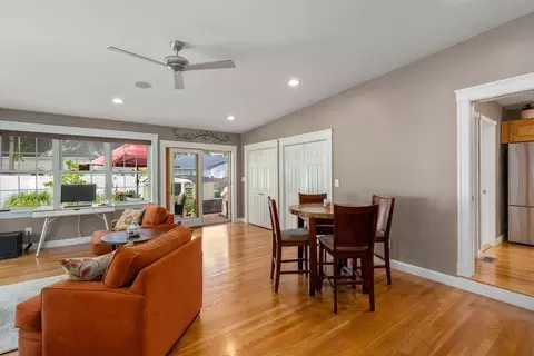 11 Brooks St, Maynard, MA 01754 photo 5