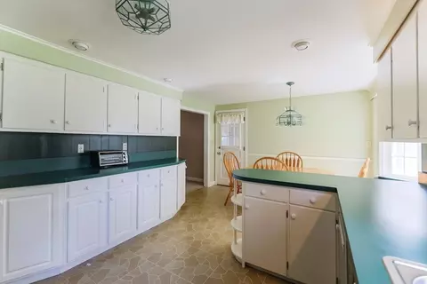 Kitchen - 50 Benjamin Dr, Attleboro, MA 02703 photo 5 of 5