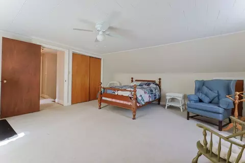 Bedroom - 50 Benjamin Dr, Attleboro, MA 02703 photo 3 of 7