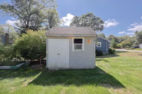 Exterior - 50 Benjamin Dr, Attleboro, MA 02703 photo 5 of 10