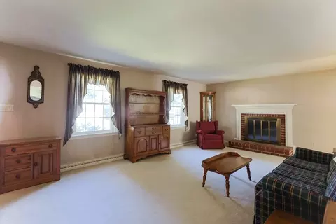 Living - 50 Benjamin Dr, Attleboro, MA 02703 photo 1 of 4