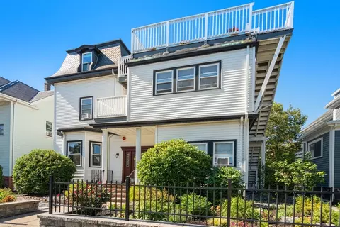 170 Highland Ave #4, Somerville, MA 02143