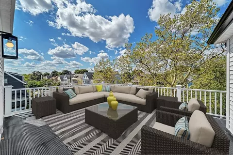 63 Marathon St #R, Arlington, MA 02474