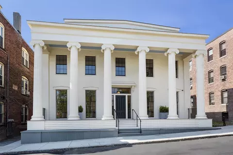 10 Linwood St, Boston, MA 02119