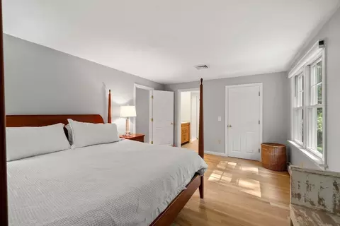 41 Coventry Ln, Barnstable, MA 02668 photo 2