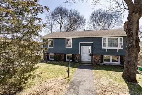 22 Dorchester St, Waltham, MA 02453