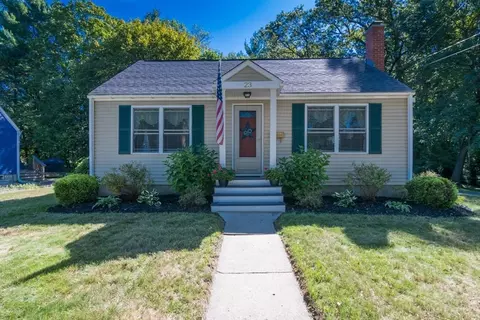 23 Birch St, Greenfield, MA 01301