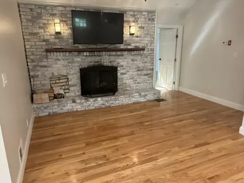 70 Mill St, Middleton, MA 01949 photo 9