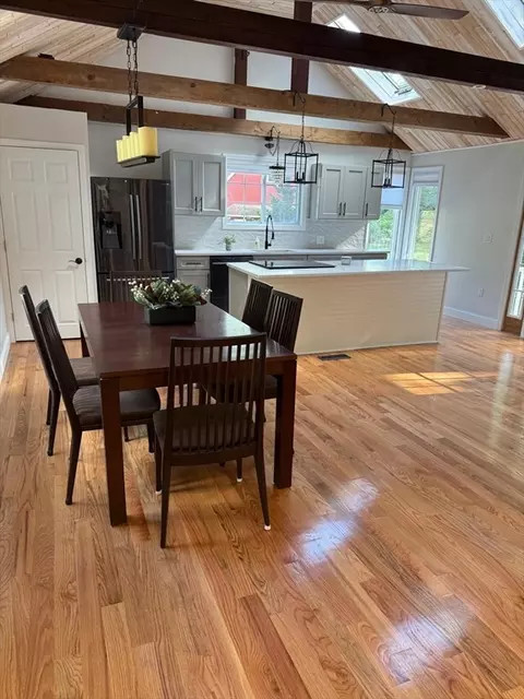 70 Mill St, Middleton, MA 01949 photo 5