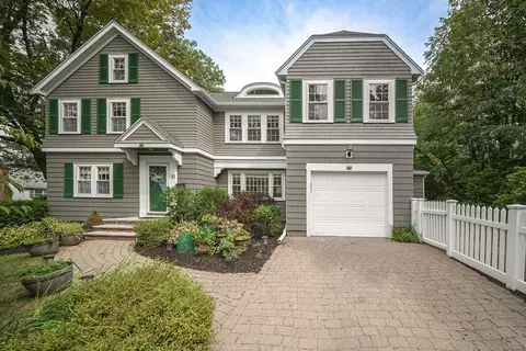 10 Preston Rd, Lexington, MA 02420