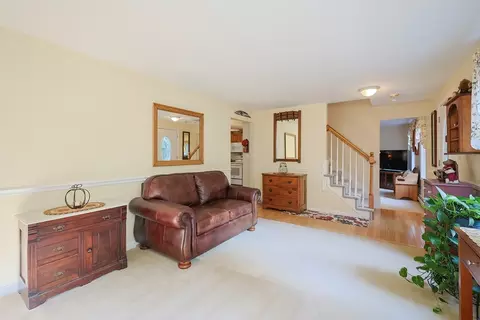 21 Conservation Dr, Douglas, MA 01516 photo 3