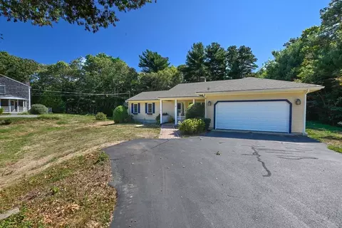 211 James Cir, Mashpee, MA 02649 photo 27