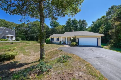 211 James Cir, Mashpee, MA 02649 photo 28