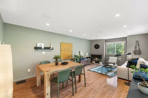16 Admirals Ln #16, Salem, MA 01970