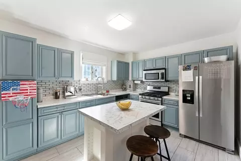 25 Marengo Park, Springfield, MA 01108 photo 8