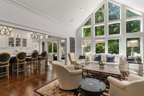 192 Country Club Way, Ipswich, MA 01938
