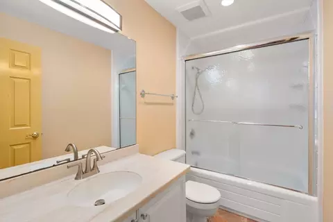 60 E Glen Rd #206, Brookline, MA 02445 photo 11