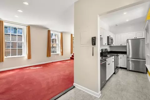 60 E Glen Rd #206, Brookline, MA 02445 photo 6